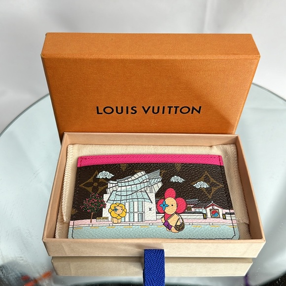 Louis Vuitton Limited Edition 2022 Vivienne Card Holder Full Inclusion - Picture 8 of 11
